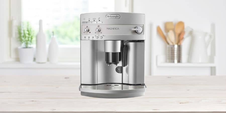 Delonghi Magnifica ESAM3300 Review, Guide, and the Alternatives!